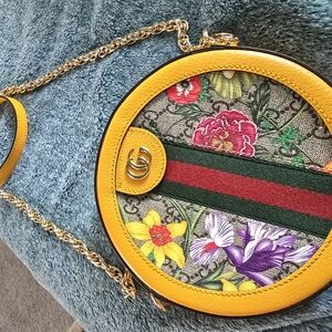Gucci Ophidia GG Yellow Flora Round Crossbody Or Shoulder Bag